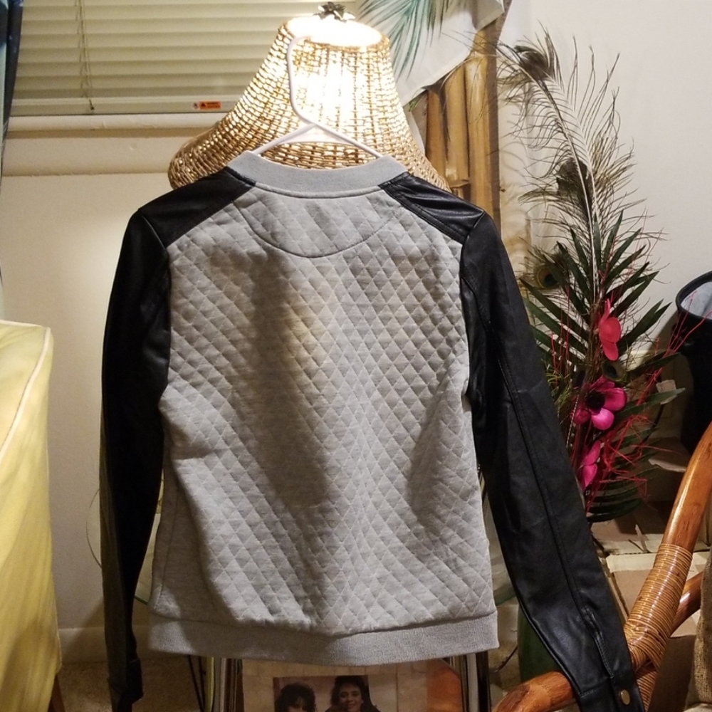 Jacket - Picture 3 of 3